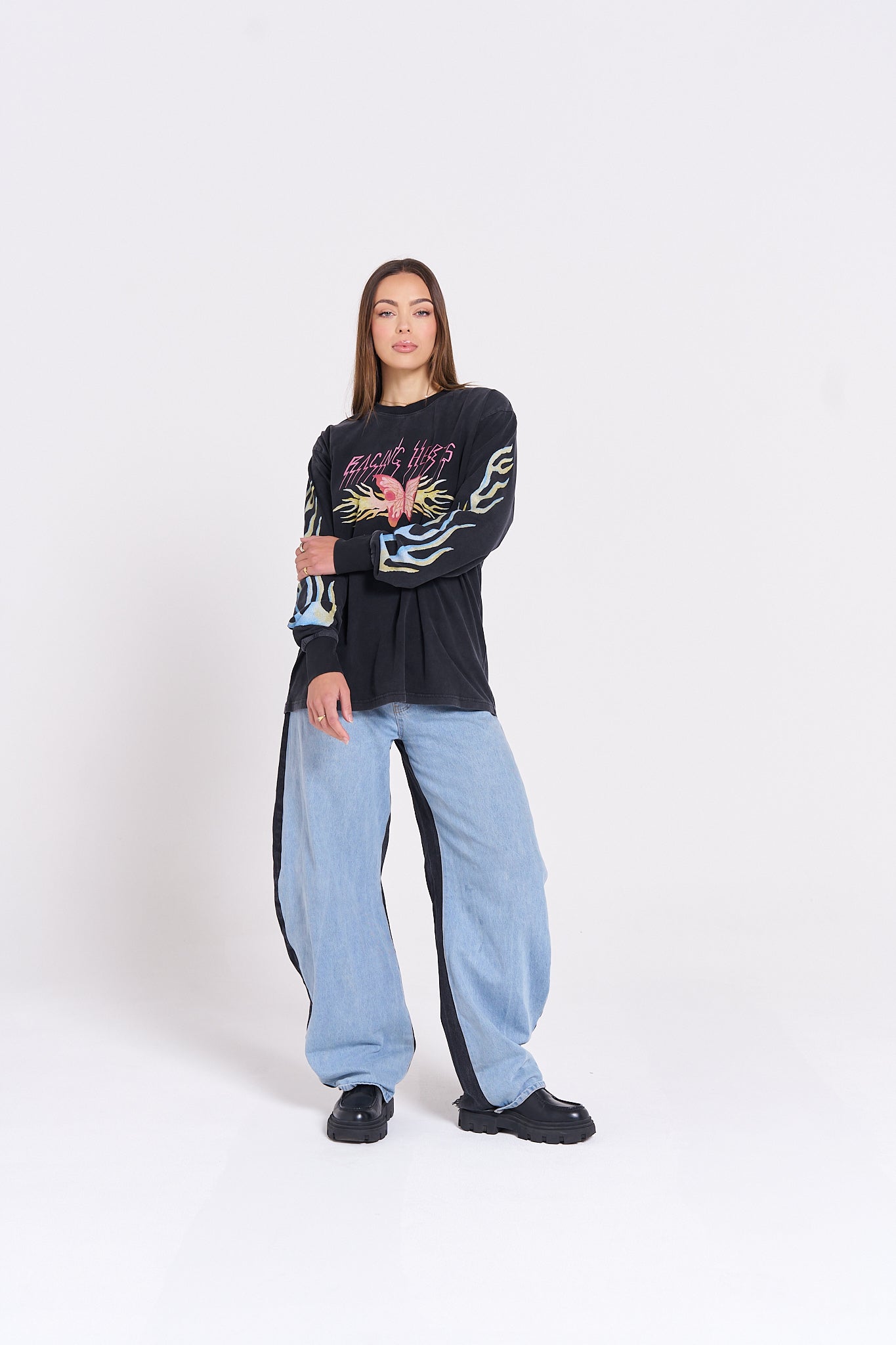 Racing Hearts L/S Snow Wash STYLERUNNER EXCLUSIVE ONLY - MAKU THE LABEL