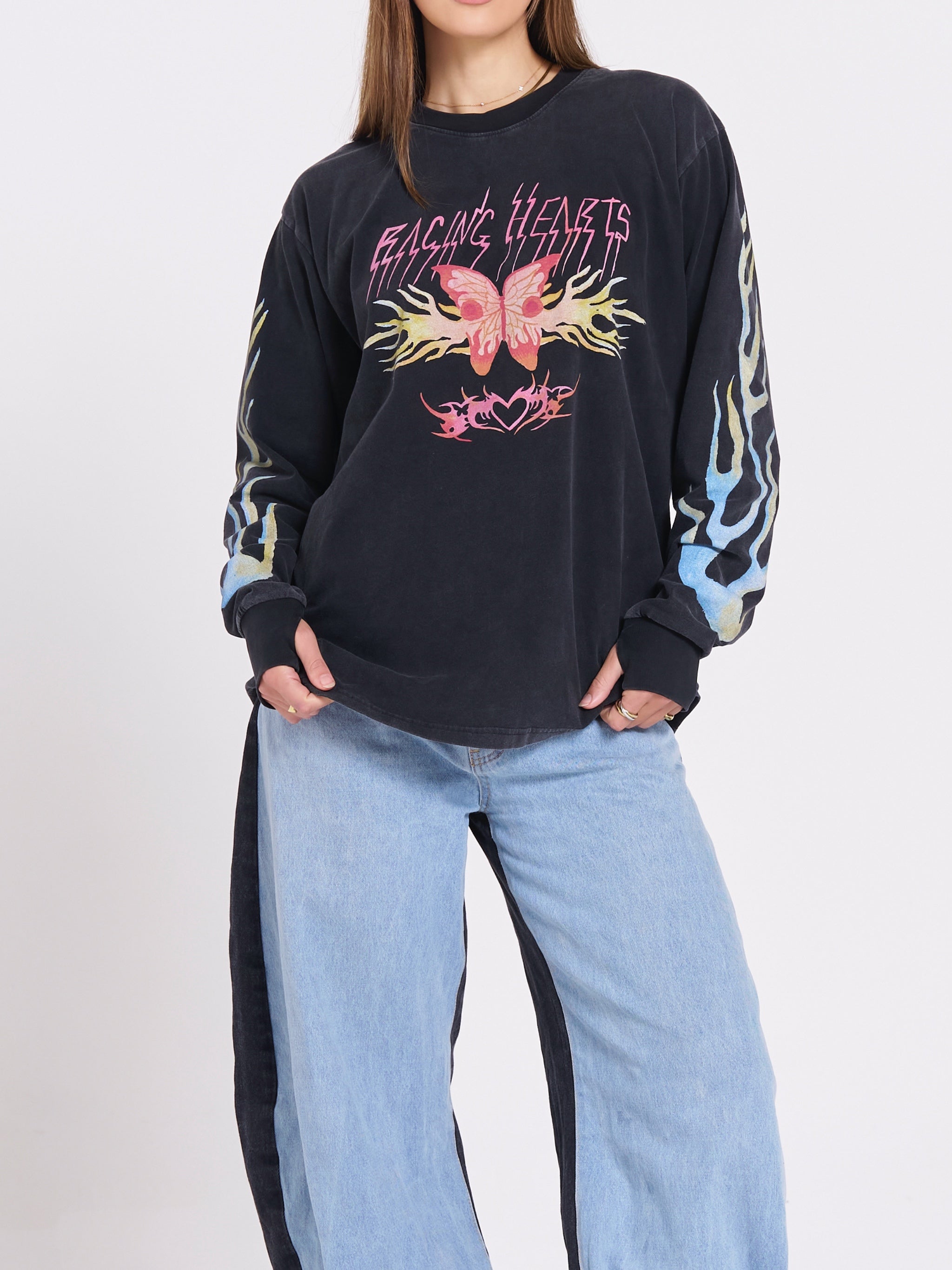 Racing Hearts L/S Snow Wash STYLERUNNER EXCLUSIVE ONLY - MAKU THE LABEL