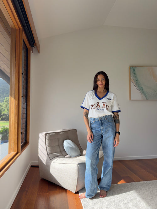 Artisan V-Neck Tee