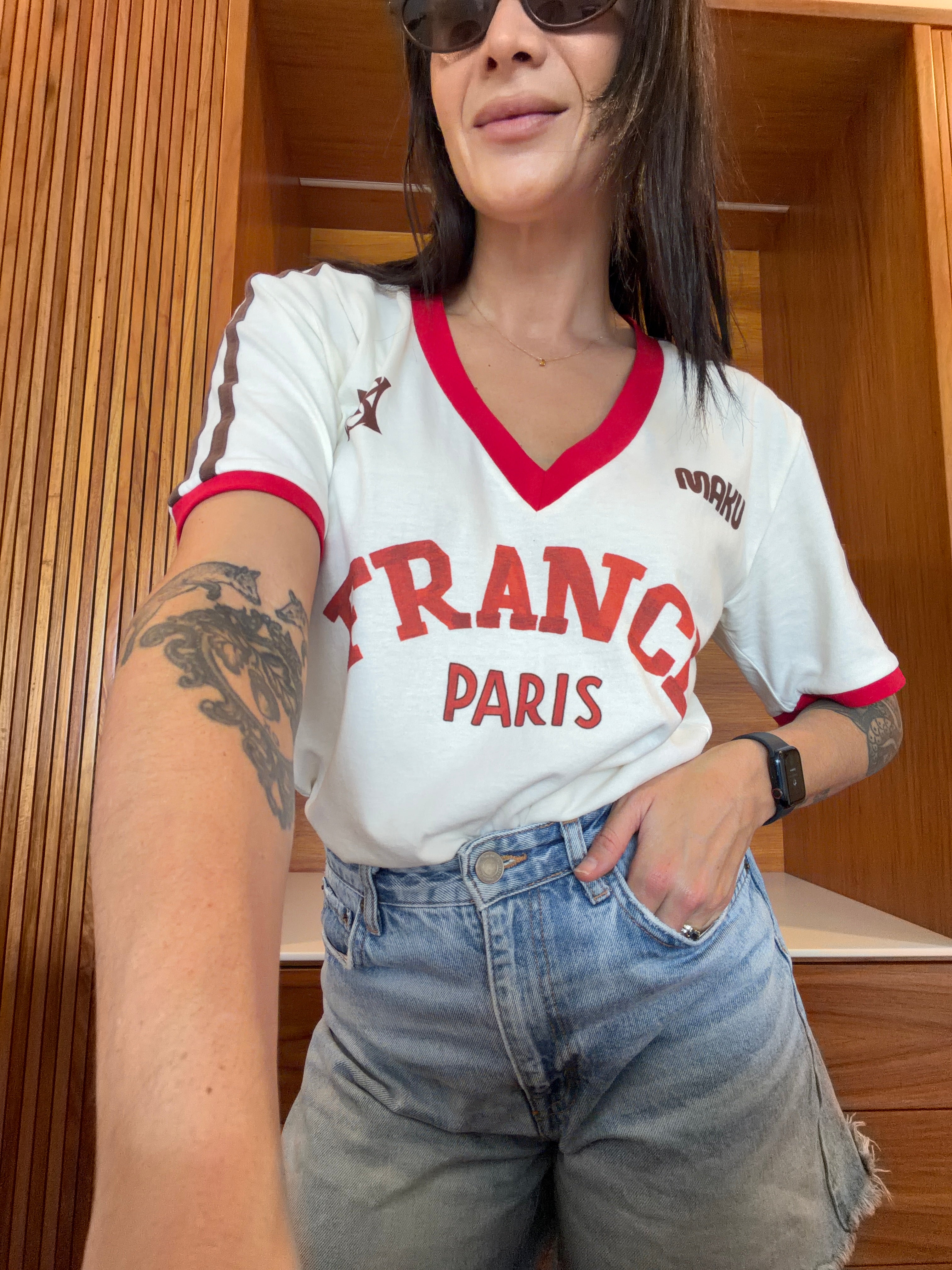 France V-Neck Tee