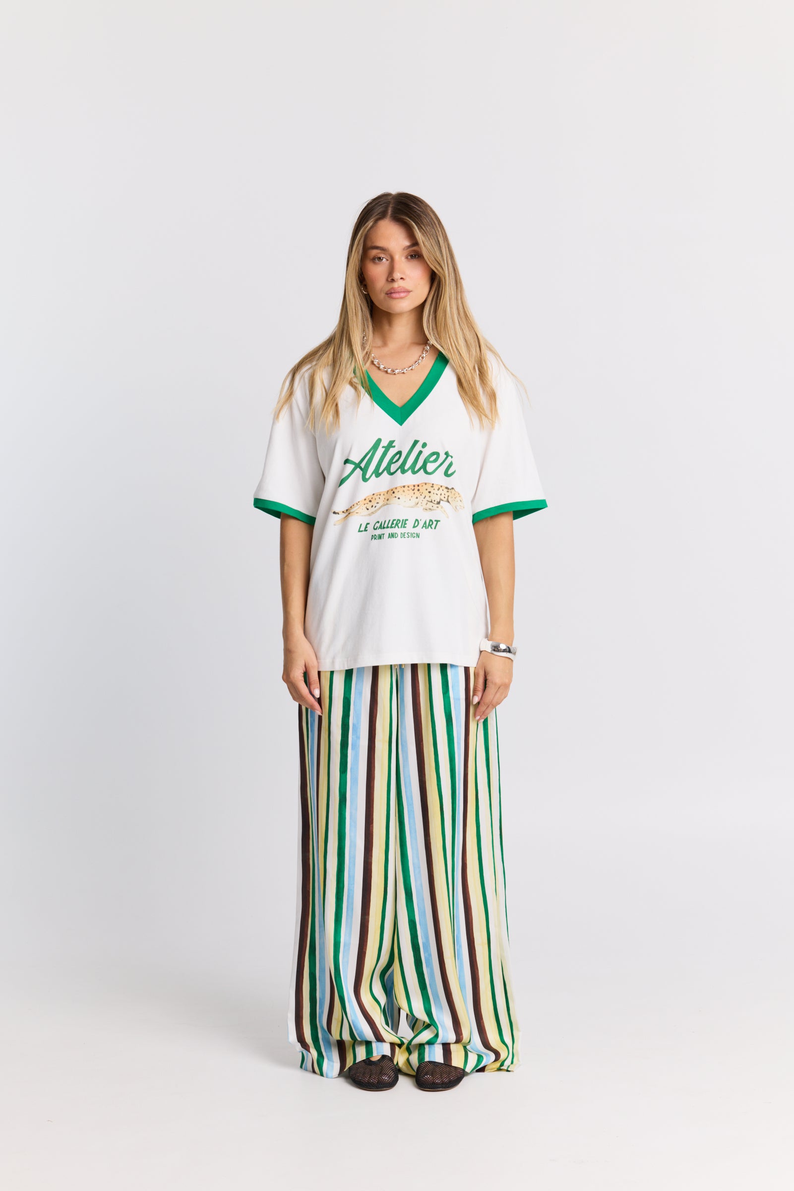 Atelier V-Neck Tee