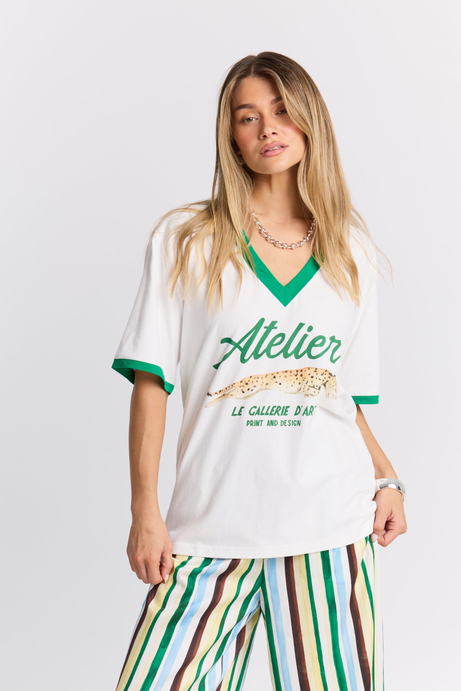 Atelier V-Neck Tee