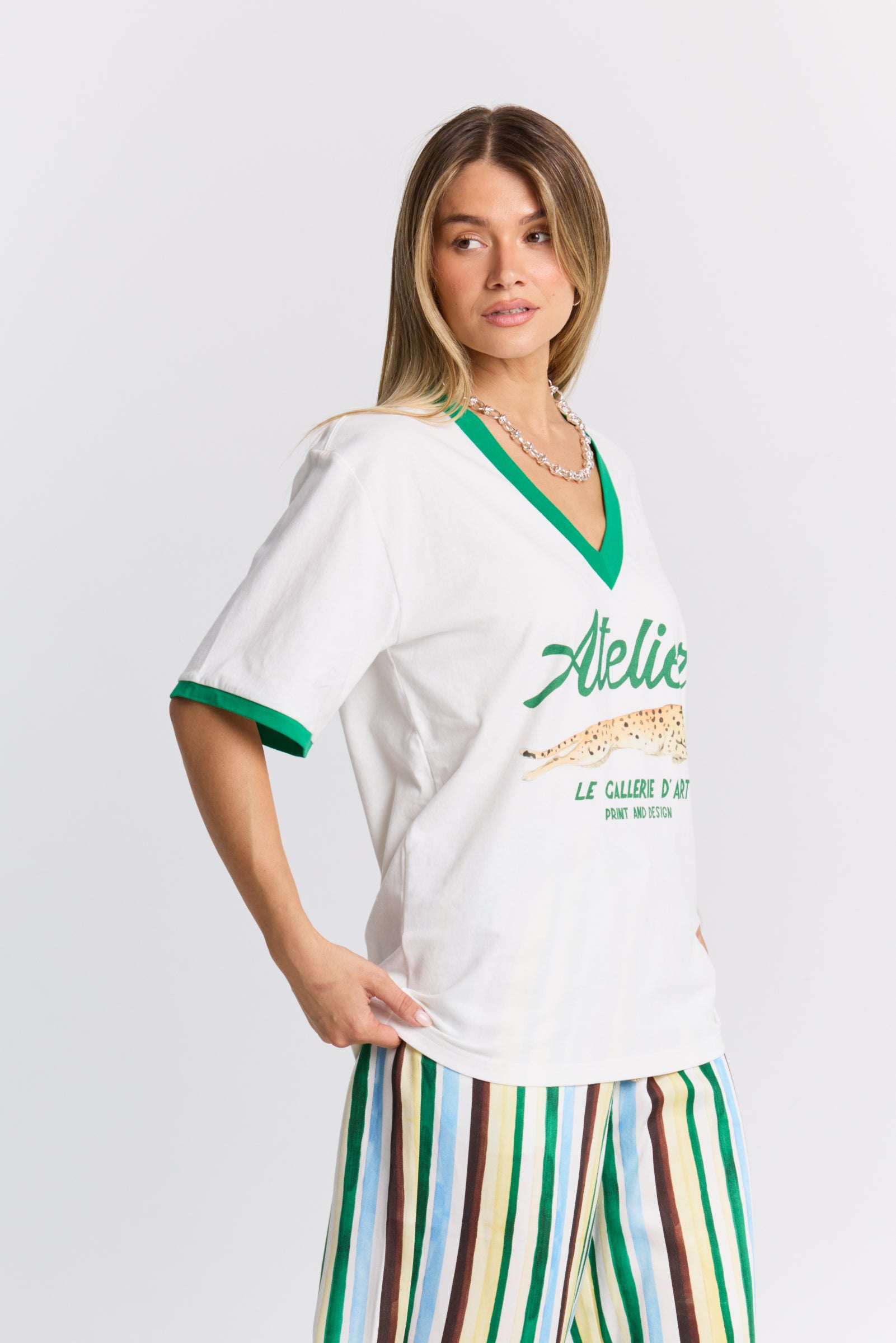 Atelier V-Neck Tee