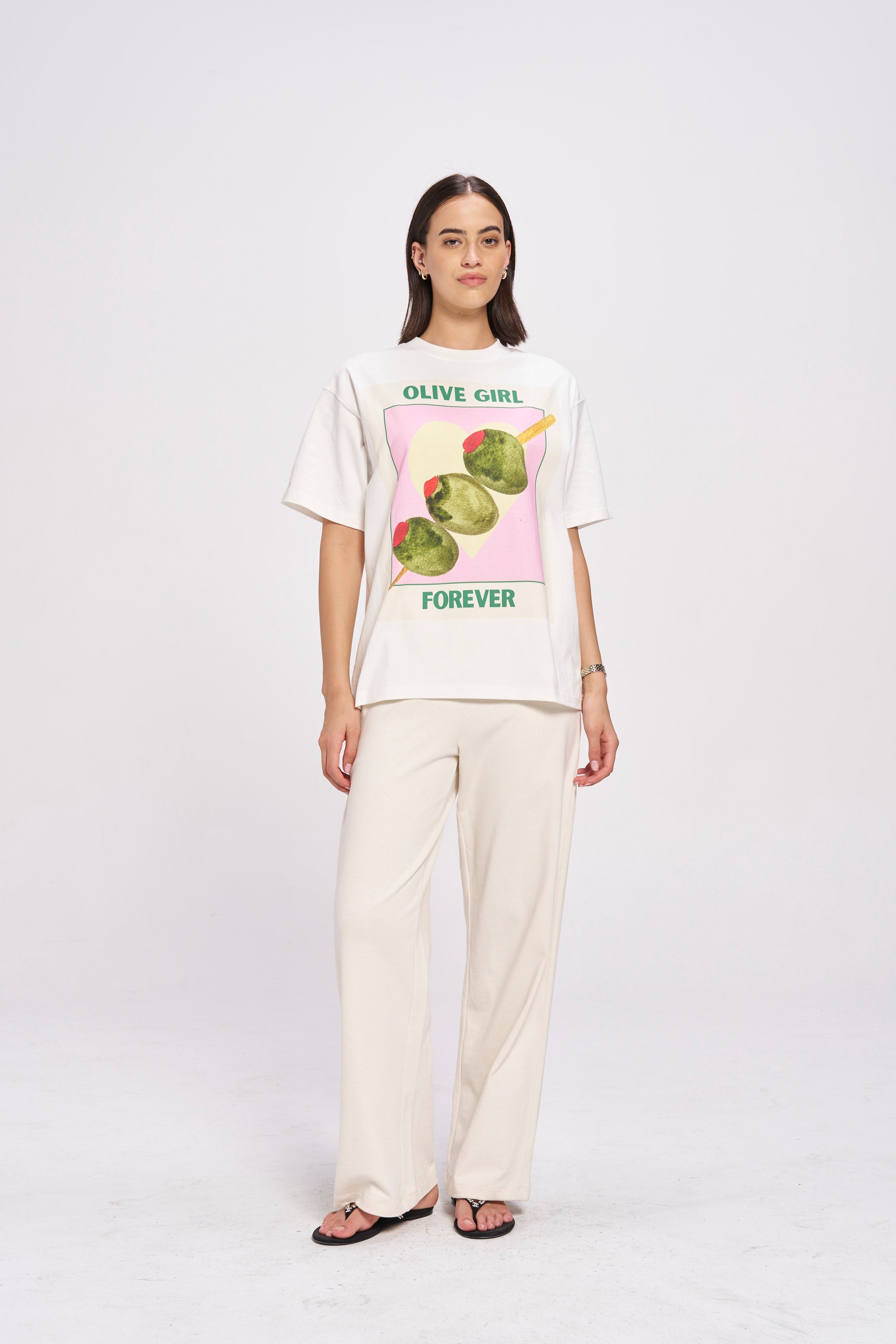Olive Girl Oversize T-Shirt - MAKU THE LABEL 
