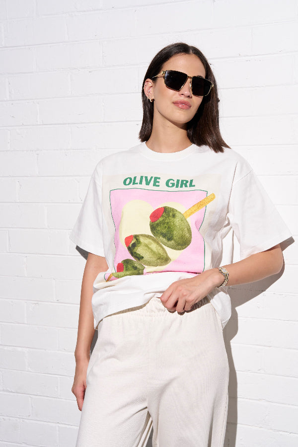 Olive Girl Oversize T-Shirt - MAKU THE LABEL 