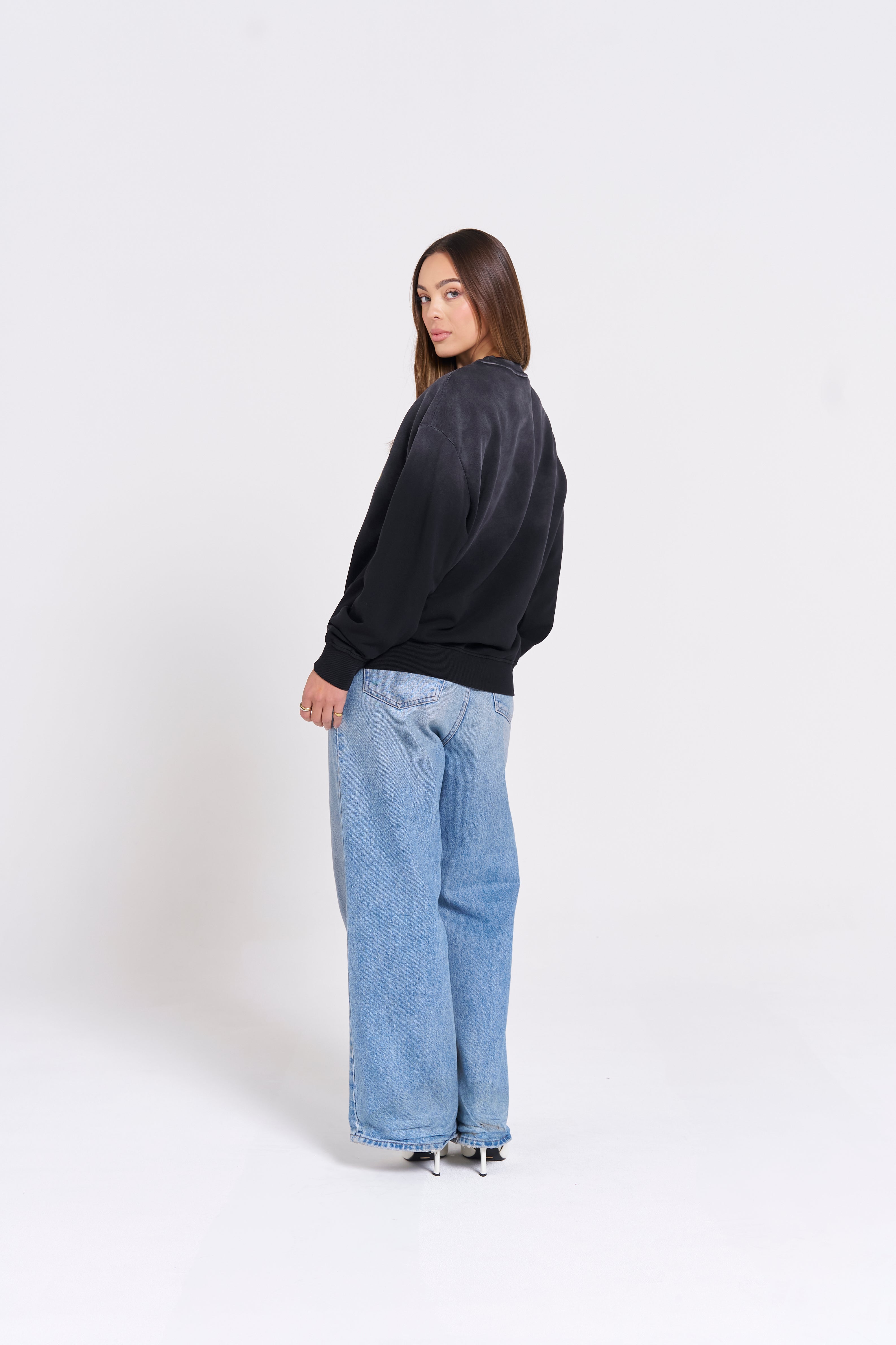 RACING CO ACID WASH CREW - MAKU THE LABEL 