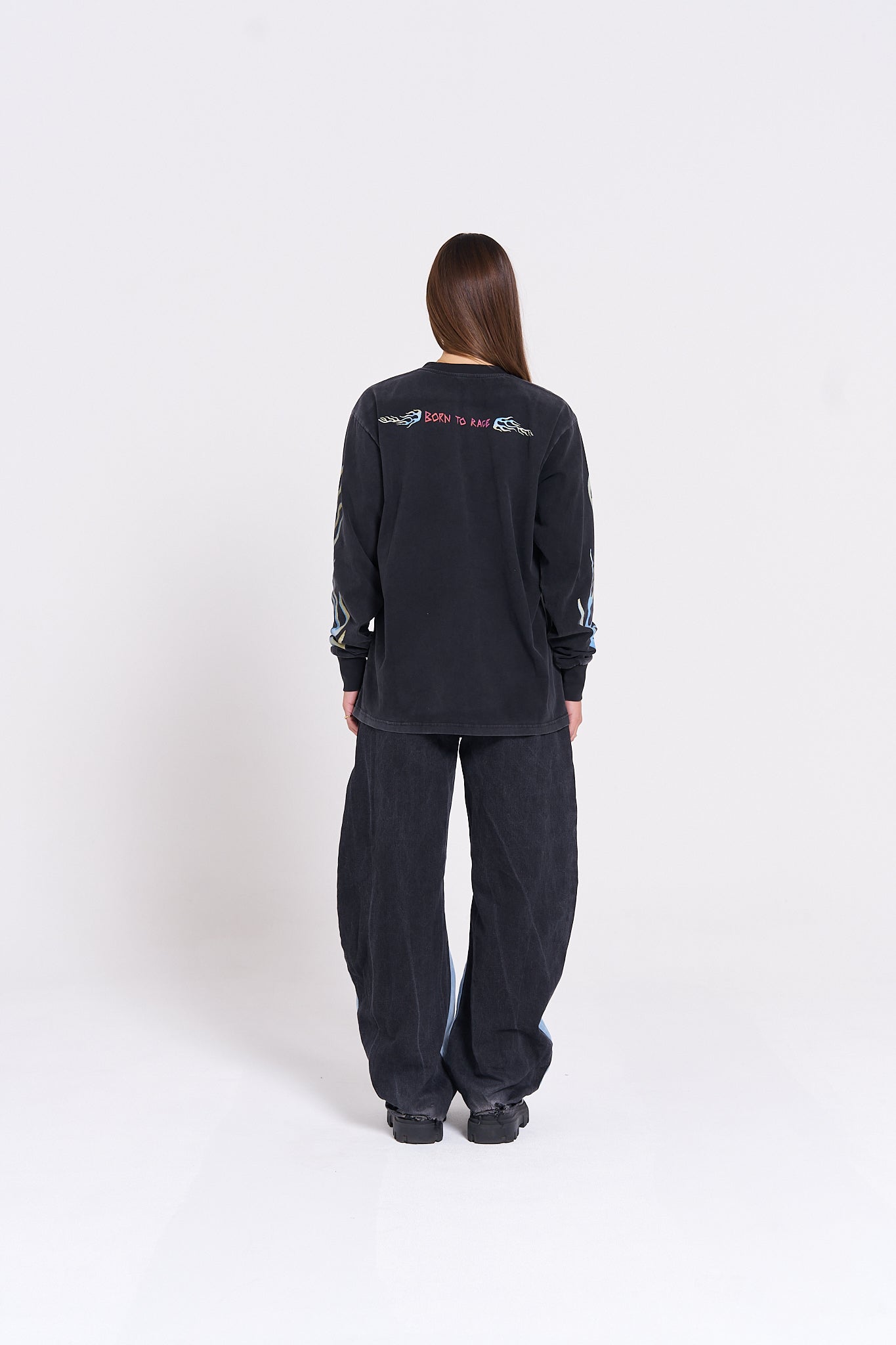 Racing Hearts L/S Snow Wash STYLERUNNER EXCLUSIVE ONLY - MAKU THE LABEL 